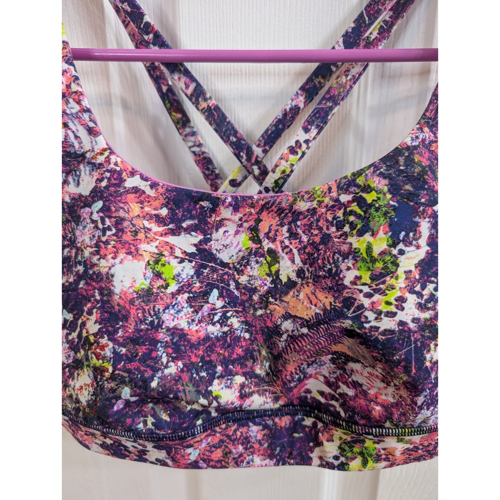 Lululemon Energy Bra Women Multi Color Seawheeze Strappy Back RARE - Size 6 - Picture 3 of 5